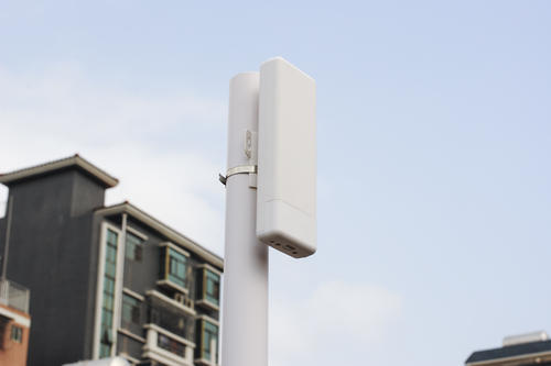 无线网桥的传输距离和什么因素有关? 无线网桥的传输距离和什么因素有关?